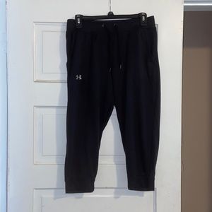 Under armor capris